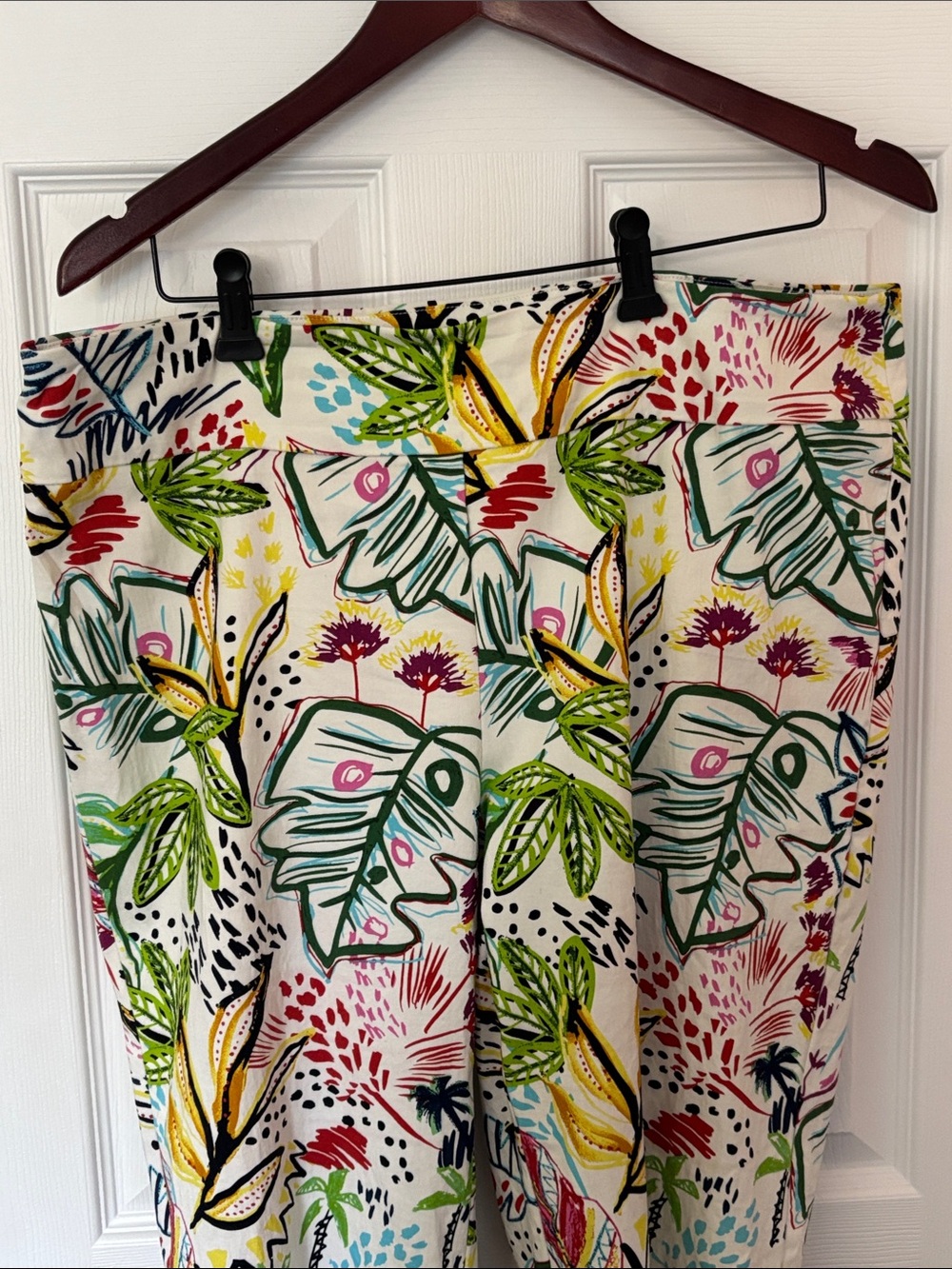 Joseph Ribkoff Tropical Pants - Picture 3 of 11